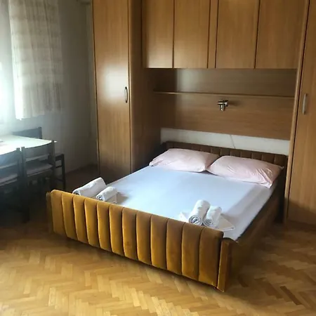 B3 Pensjonat Baška Voda